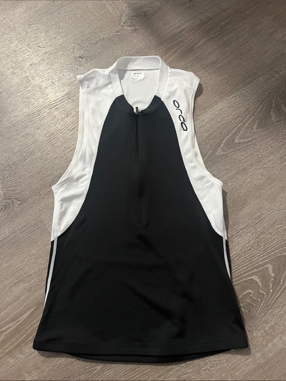 Orca Women's Black and White Sleeveless Tri Top with Front Zip Size S